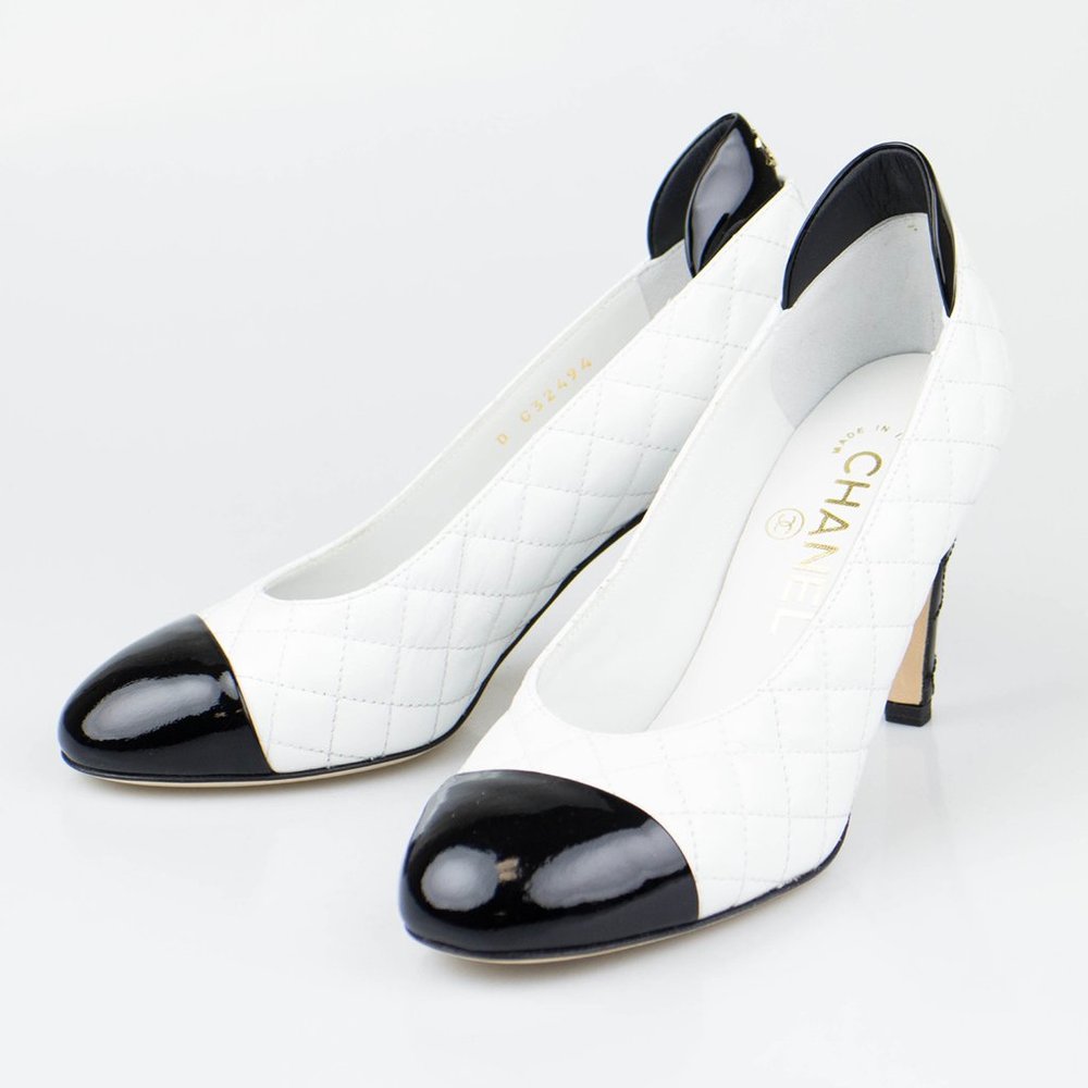 Chanel Quilted Leather Heels with Black Logo NWOT